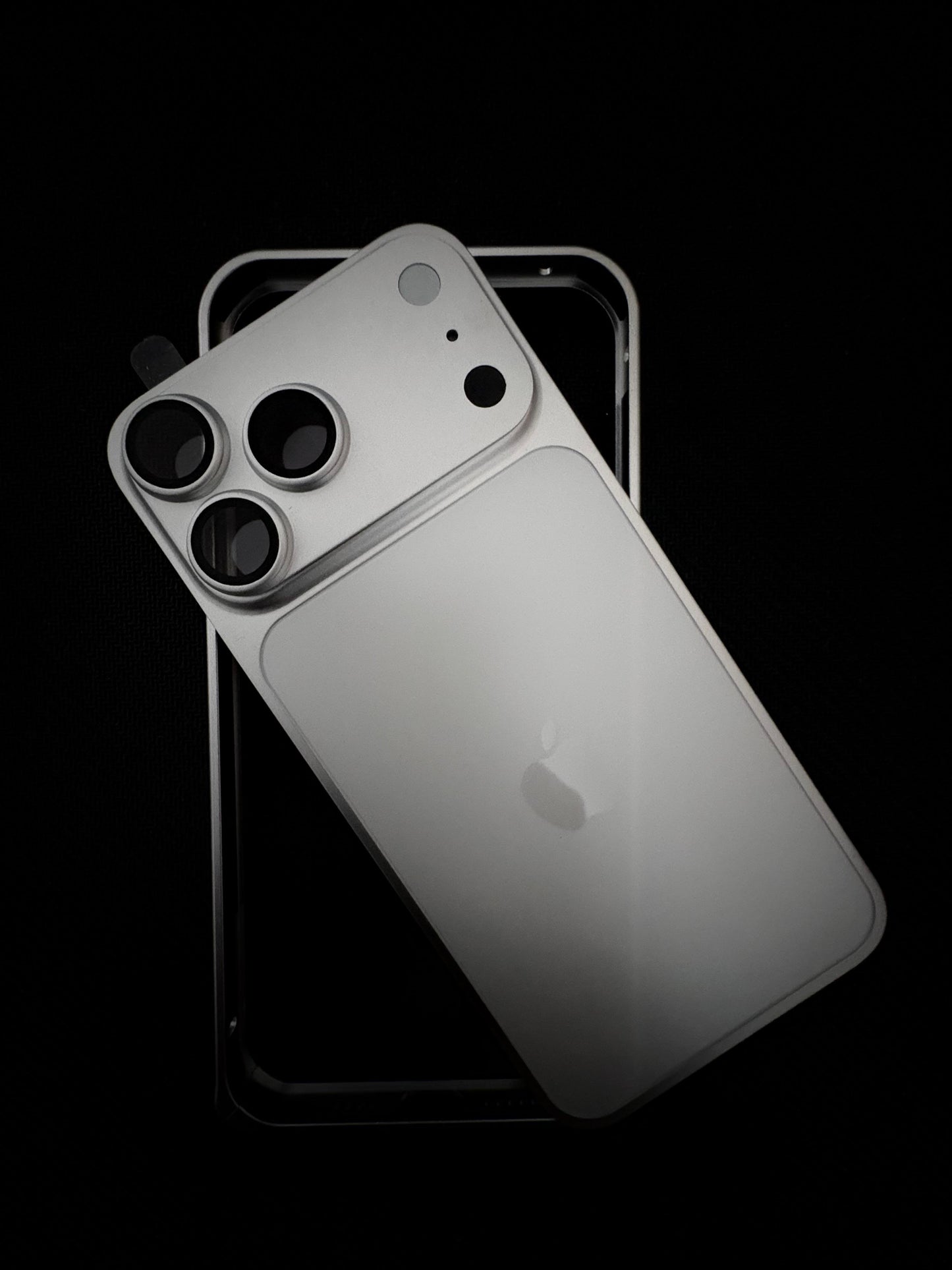 iPhone 15 Pro Max AG Matte Magnetic Case – Anti-Fingerprint Slim Shockproof Eco-Friendly Protective Cover